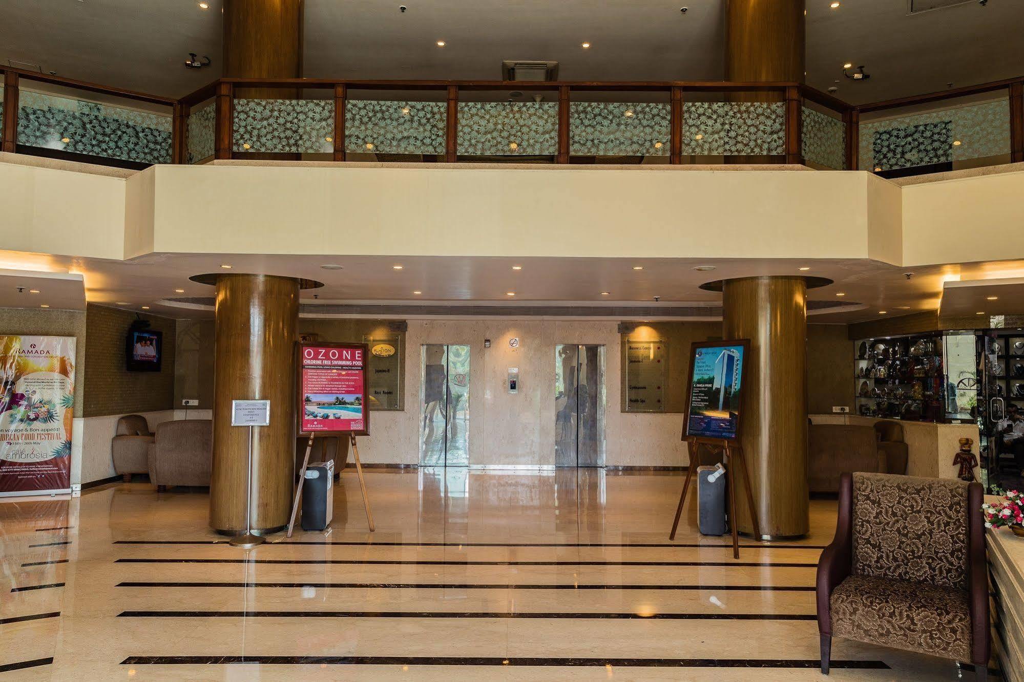 The Residence Hotel & Apartments Powai Мумбаї Екстер'єр фото