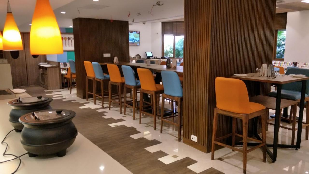 The Residence Hotel & Apartments Powai Мумбаї Екстер'єр фото